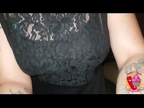 ❤️ Slutty ګامه خور هغه ته یو blowjob او هسپانوي ورکوي ☑ ❌️❤